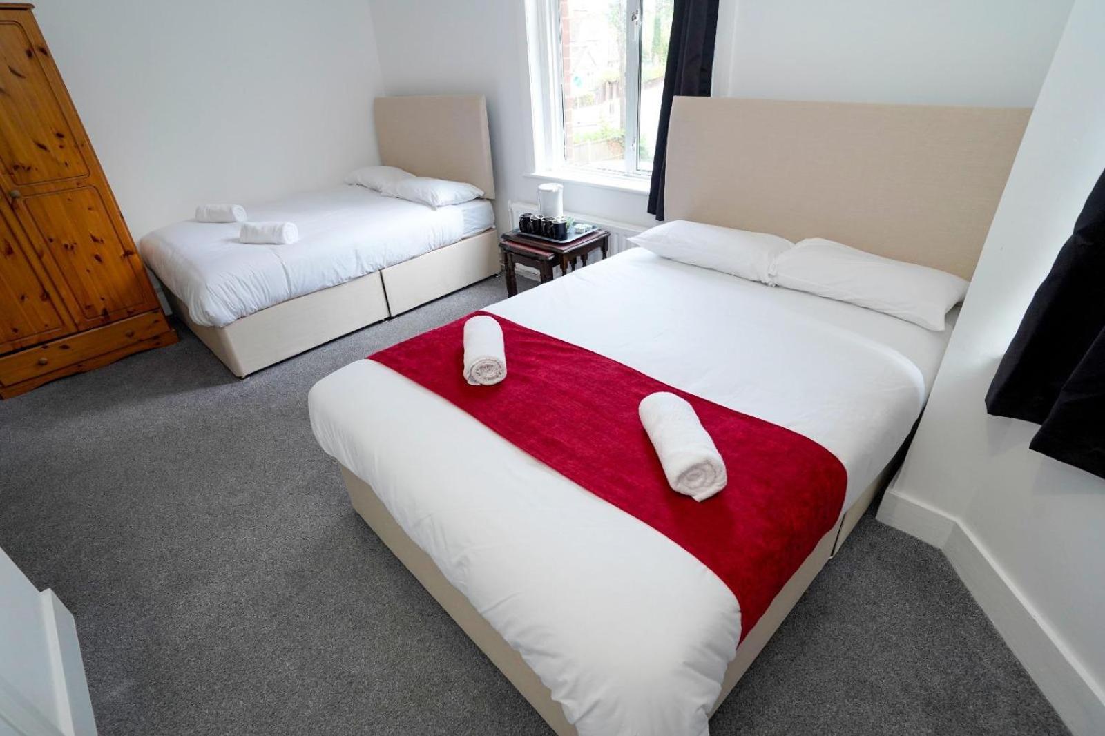 Gatwick Birchwood Lodge With Holiday Parking Horley Exteriér fotografie